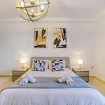 Life On Waters Edge With Unique Views In St Pauls By 360 Estates