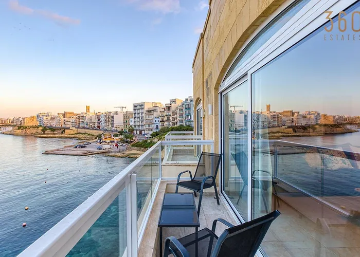 Life On Waters Edge With Unique Views In St Pauls By 360 Estates