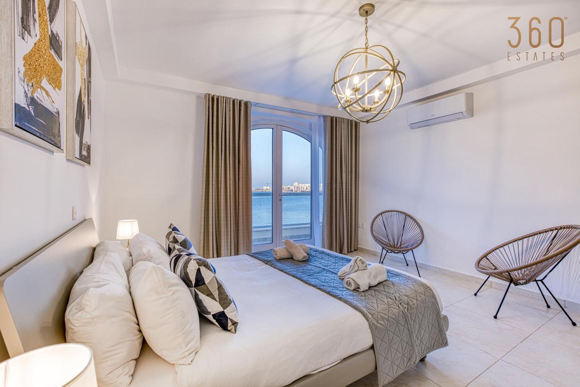 Life On Waters Edge With Unique Views In St Pauls By 360 Estates