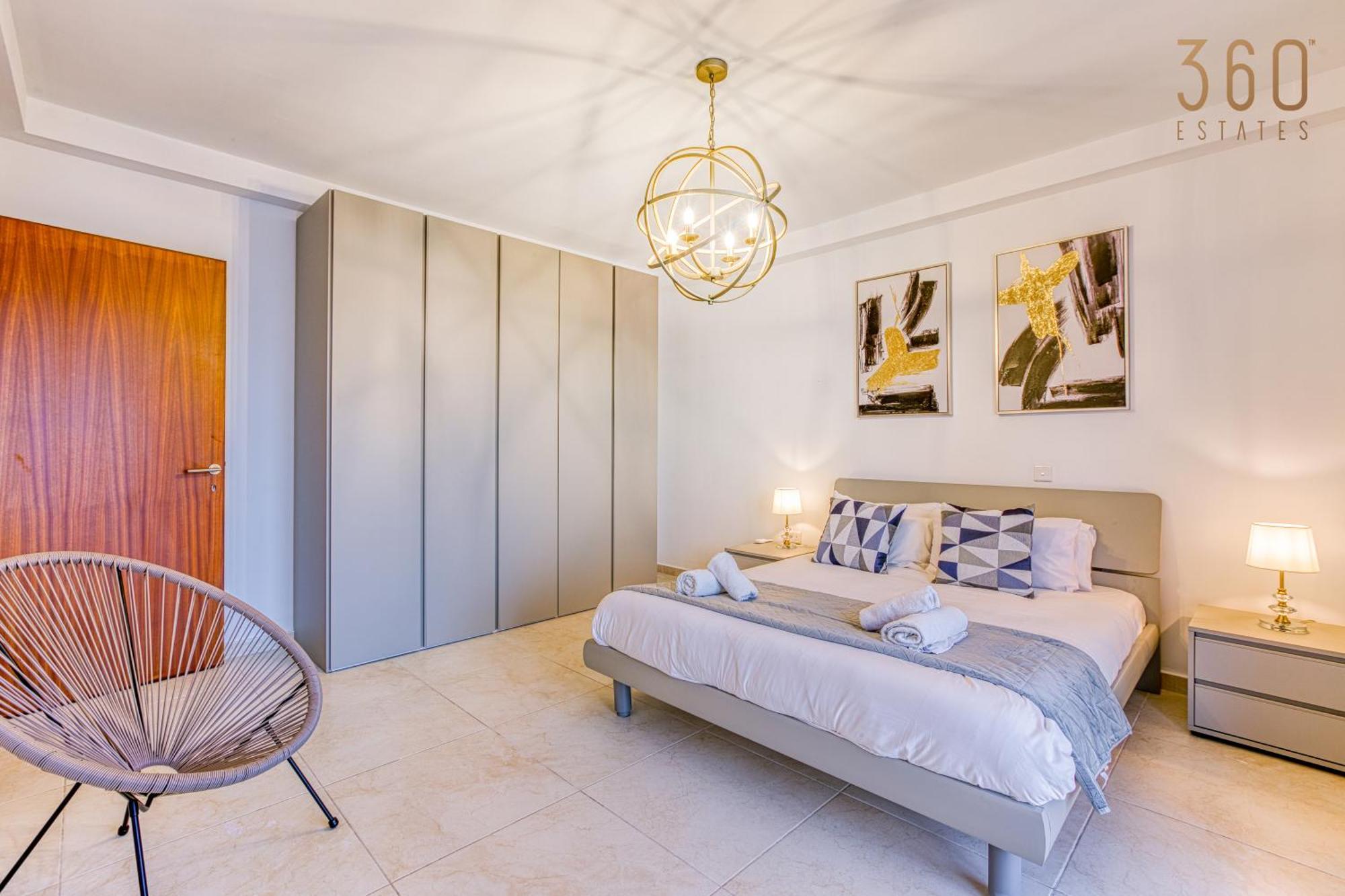 Life On Waters Edge With Unique Views In St Pauls By 360 Estates Apartment St. Paul's Bay