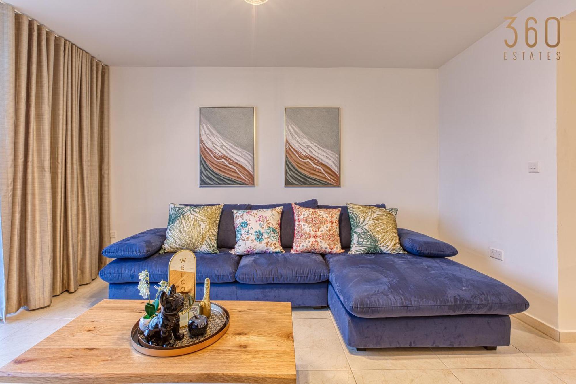 Life On Waters Edge With Unique Views In St Pauls By 360 Estates *